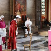 Karfreitag in Pariser Notre-Dame: Gebete vor Dornenkrone Jesu