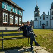 Nicht nur die Gartenzwerge trotzen in Bildstein der Coronakrise
