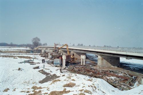 Die Rheinbrücke Höchst-Lustenau entsteht.