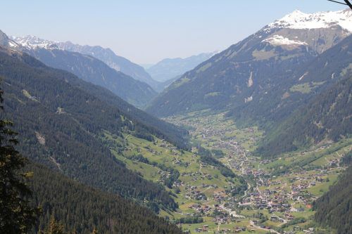In der Talschaft fürchten manche um ihre Existenz.