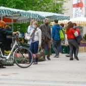 Die Marktverkäufer sind zurück