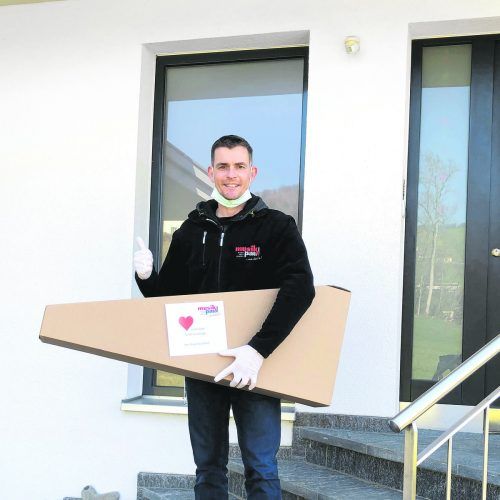 Musik Paul bietet Kunden nun einen täglichen Lieferdienst an.  Musik Paul