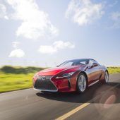 Autonews der Woche Technik-Update für den Lexus LC / Neuer VW Tiguan in den Startlöchern / Toyota weitet SUV-Angebot aus
