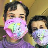 Gute-Laune-Masken im Corona-Alltag
