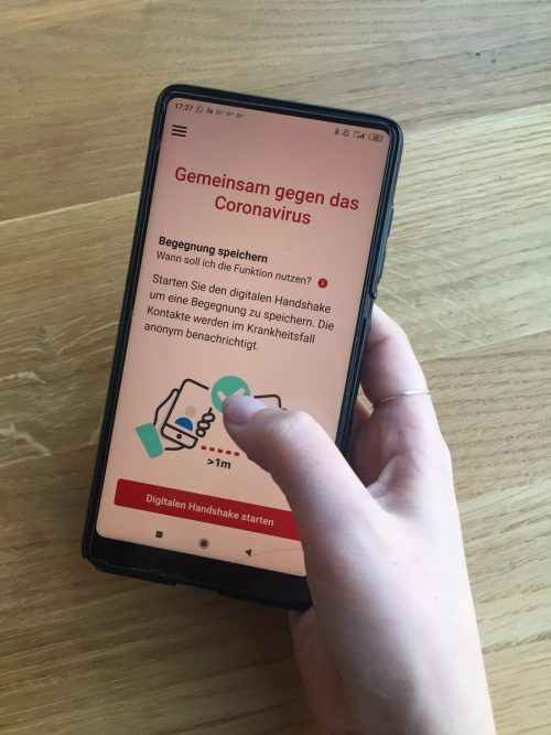 Über 100.000 Mal wurde "Stopp Corona" heruntergeladen, berichtet das Rote Kreuz.