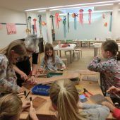 Im Sommer durchgehende Kinder- und Schülerbetreuung in Höchst
