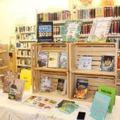 Frastner Bibliothek wächst