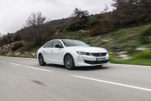 Der 508er II definiert bei Peugeot seit 2018 die Mittelklasse neu – als Benziner, als Diesel und nun ebenso als Plug-in-Hybrider. Die Kombiversion heißt SW.