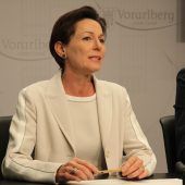 Die Hand an der Corona-Notbremse