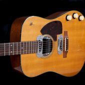 Gitarre zu ersteigern