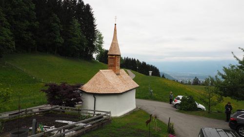 Im Jahr 2009 wurde die kleine Kapelle aus dem 15. Jahrhundert innen bereits auf Vordermann gebracht. Außen wurde sie zuletzt Ende der 1970er Jahre saniert. CEG