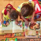 Klicken und Ansehen: Buch am Bach online