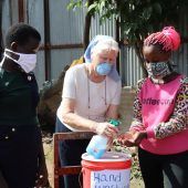 Coronavirus und Hunger bedrohen Slumbewohner in Nairobi
