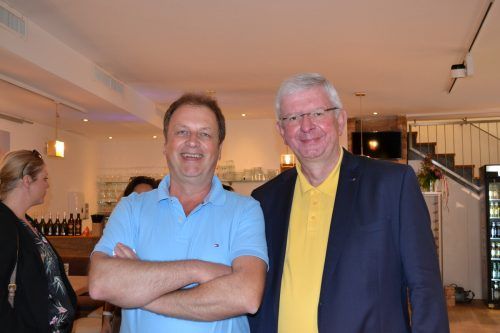 WIGE-Obmann Hanno Fuchs und Pater Adrian.