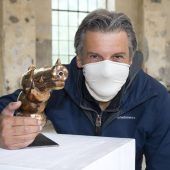 Im Kunstraum ist der Wurm drin