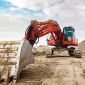 Start-up Digando verleiht Bagger und Steinbrecher