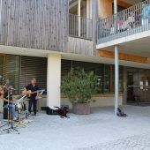 Musik als Brücke zum „Zemmasi“
