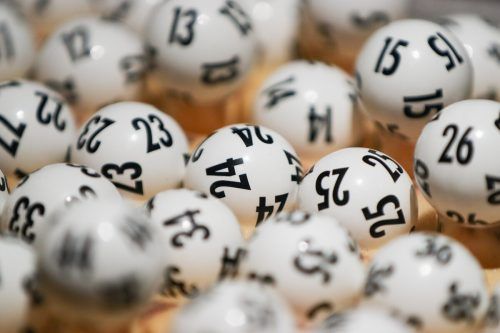 1, 3, 5, 6, 35 und 42 - das war der Schlüssel zum Jackpot.  apa