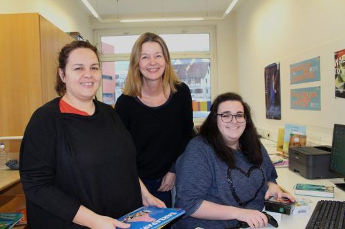 Das engagierte Team in der „Bücherei-Spielothek“ im Lochauer Schulzentrum.
