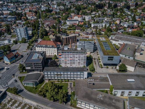Die Fachhochschule Vorarlberg schaffte es bei den „Co-Publikationen mit Industriepartnern“ unter die besten 25 Hochschulen weltweit. FH