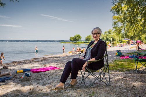 Die VN baten Sabine Scheffknecht, ihren Lieblingsplatz zu zeigen. Für sie ist das der Rohrspitz am Bodensee. Dort tankt sie neue Energie. „Im wahrsten Sinne des Wortes über Grenzen blicken zu können bedeutet für mich Freiheit.“