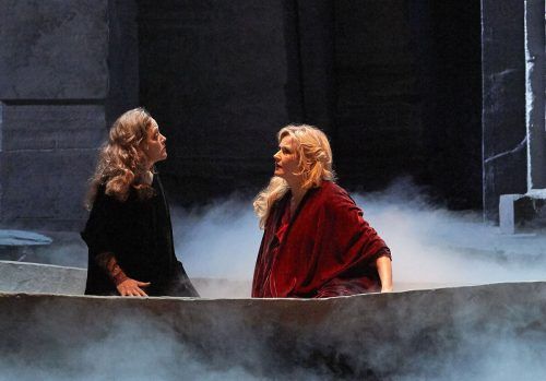Eine weitere Strauss-Rolle: Camilla Nylund (r.) mit Evelyn Herlitzius in „Frau ohne Schatten“ an der Wiener Staatsoper. Oper,  APA/Pöhn