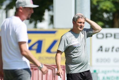 FCD-Trainer Markus Mader ist ob der Personalsorgen ziemlich beunruhigt. gepa