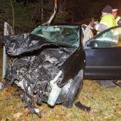 Frontalcrash auf der Todesstrecke überlebt