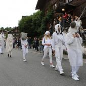 Tierisches Kunstspektakel mit Tone Fink