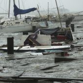 Erster Hurrikan der Saison bringt Regen und Hochwasser nach Texas