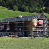 Stall in Hittisau wird zum modernen Arbeitsplatz