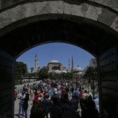 Islamisierung der Hagia Sophia schmerzt Papst