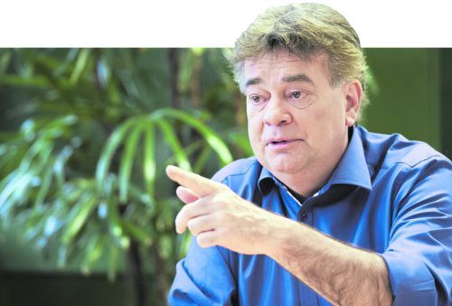 "So planlos darf man nicht sein, dass es eine naiv objektivierte, völlig geist- und ideologiefreie Veranstaltung wird", sagt Kogler zu Postenbesetzungen. APA