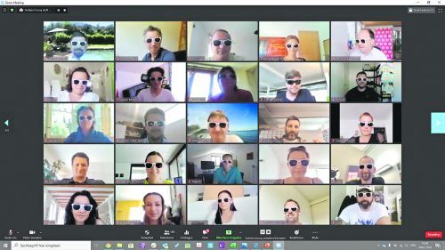 Sommerstimmung bei Russmedia: Zahlreiche Mitarbeiter folgten der Einladung zur gemeinsamen Videokonferenz.  Russmedia