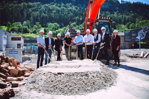 Spatenstich für die nächste Phase der Arbeiten an der Bahnhofcity.  FB