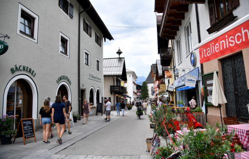Viele Infizierte sind Praktikanten in Tourismusbetrieben.  APA