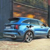 Autonews der Woche Kia Sorento als Plug-In-Hybrid / Audis Elektroflaggschiff kommt 2024 / Neue Motoren für Land Rover-Baureihen Evoque und Discovery Sport