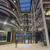 Zumtobel beleuchtet ­BBC-Zentrale in Wales