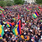 Demonstranten fordern auf Mauritius Rücktritt der Regierung