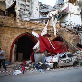 Opfersuche nach Explosion in Beirut dauert an
