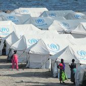 Neues Zeltlager in Moria wächst