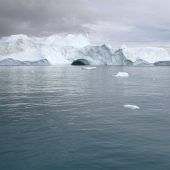 Arktisches Meereis schrumpft auf zweitkleinste Sommerfläche