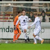 Fridrikas-Hattrick bei Aufholjagd