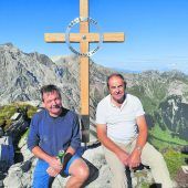 1,65 Meter hohes Zeugnis der Bergliebe
