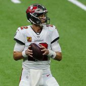Brady verliert Debüt mit Tampa Bay