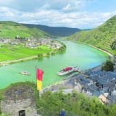 Immer am Fluss entlang