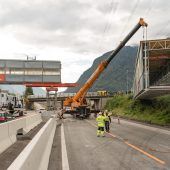 Brücke in Position