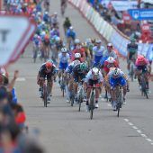 Bennett schnell, Roglic bleibt Leader