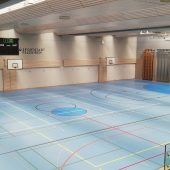 Neuer Boden für Sporthalle Reichenfeld