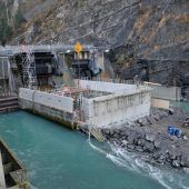 Arbeiten beim Kraftwerk Hochwuhr kommen in Fluss
